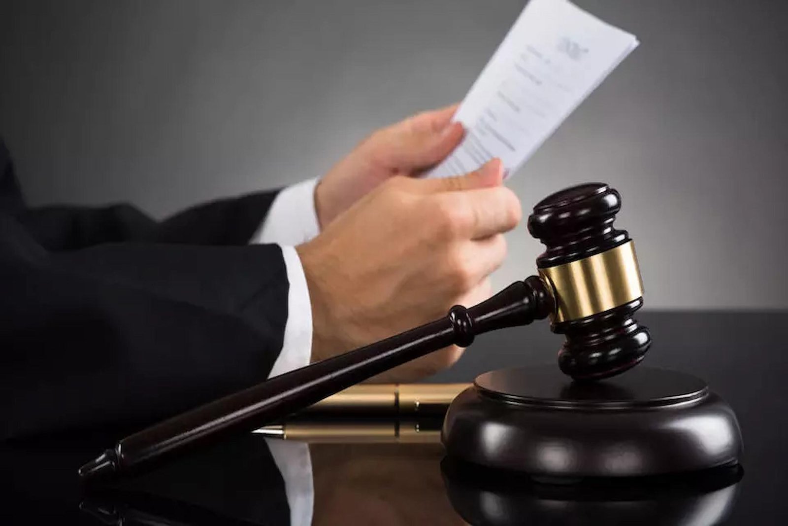 Briefly Underlines the types of Federal Courts in the United States