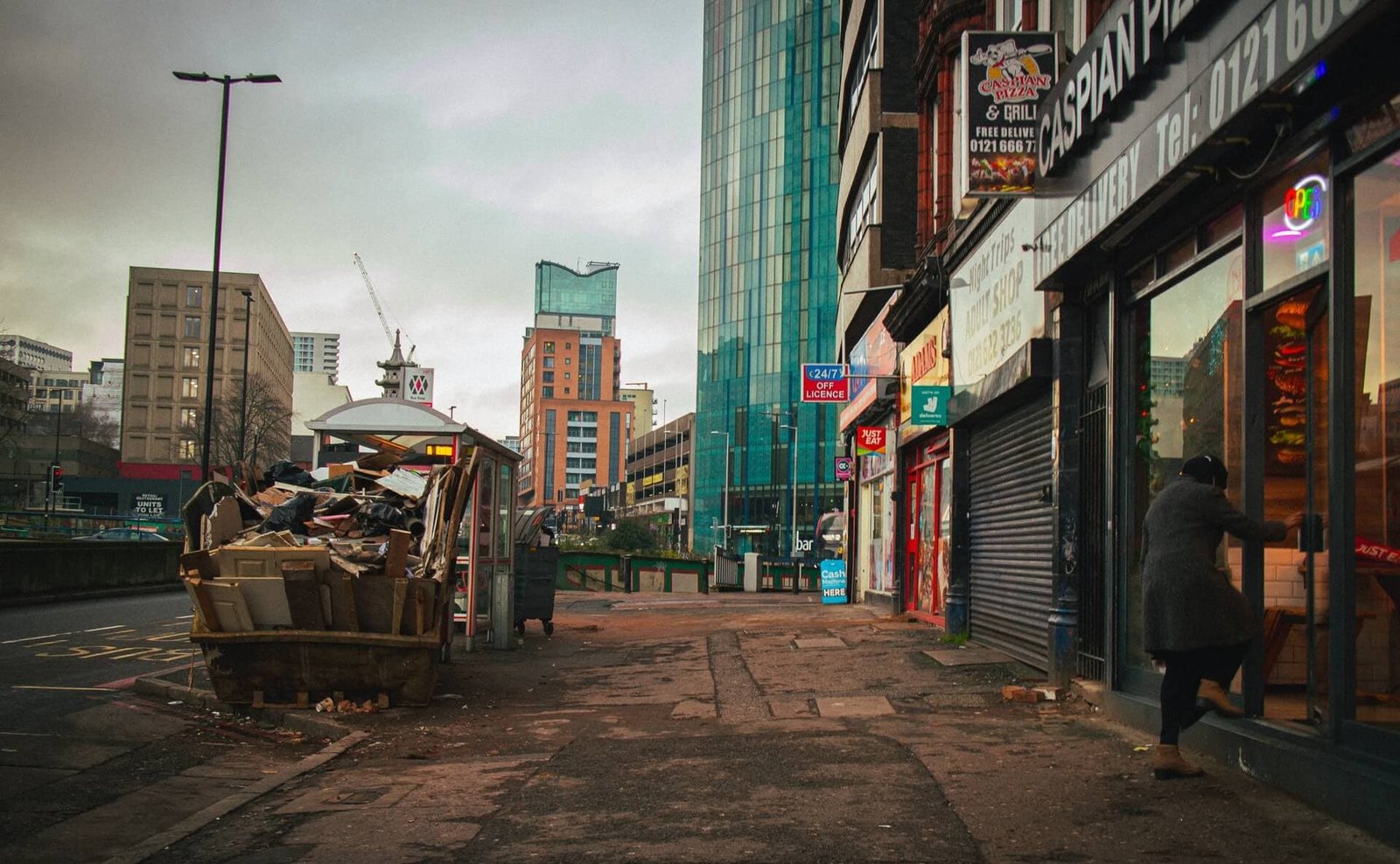 What To Know Before You Hire SkipBins? Fernando Esteves